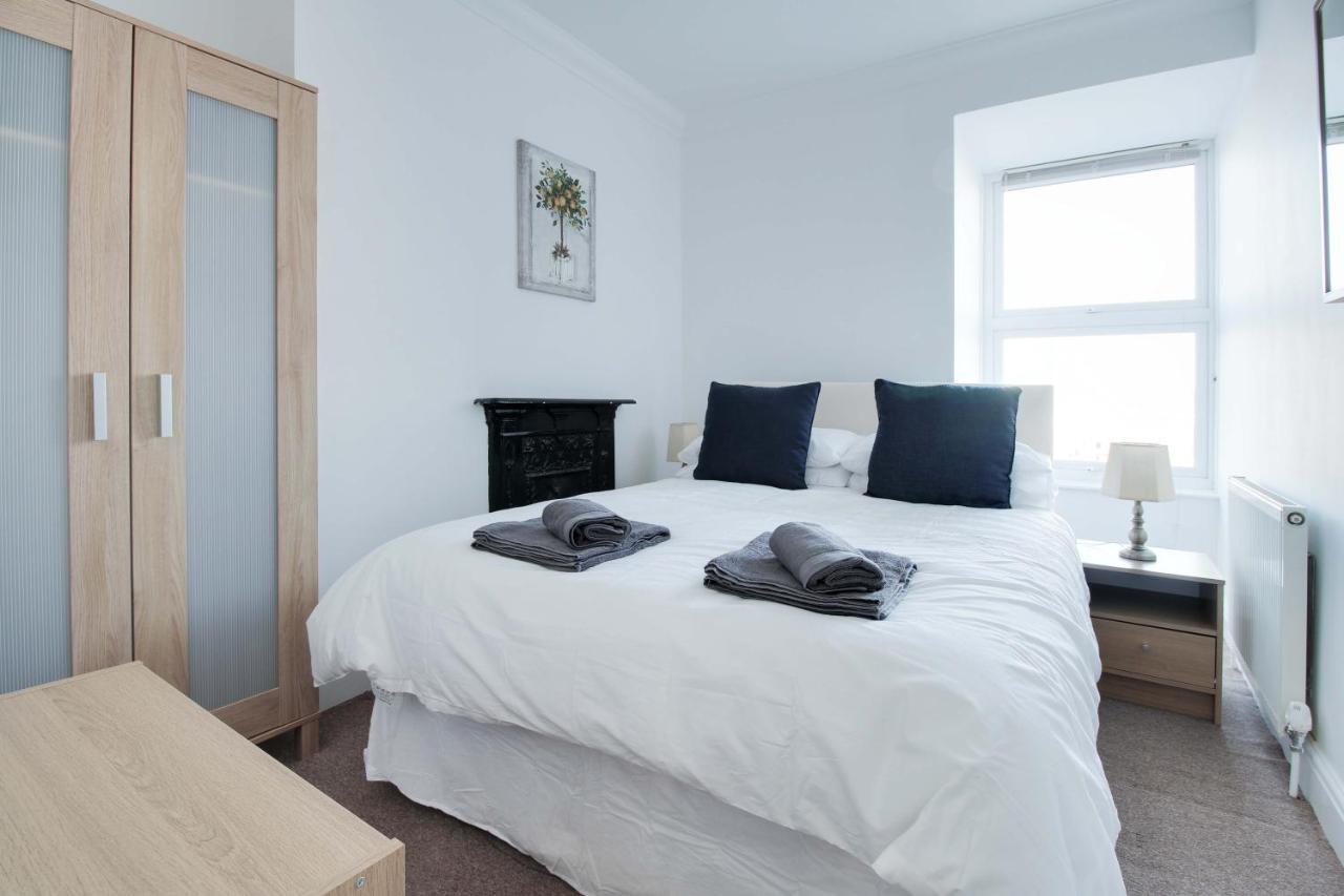 34 New Road Apartment Рочестър Екстериор снимка